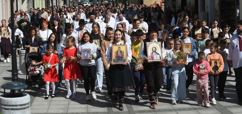 Празник Силаска Светог Духа на Апостоле у Ивањици