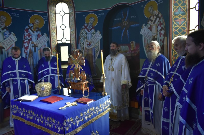 СВЕТА АРХИЈЕРЕЈСКА ЛИТУРГИЈА У МАНАСТИРУ ВОЉАВЧА